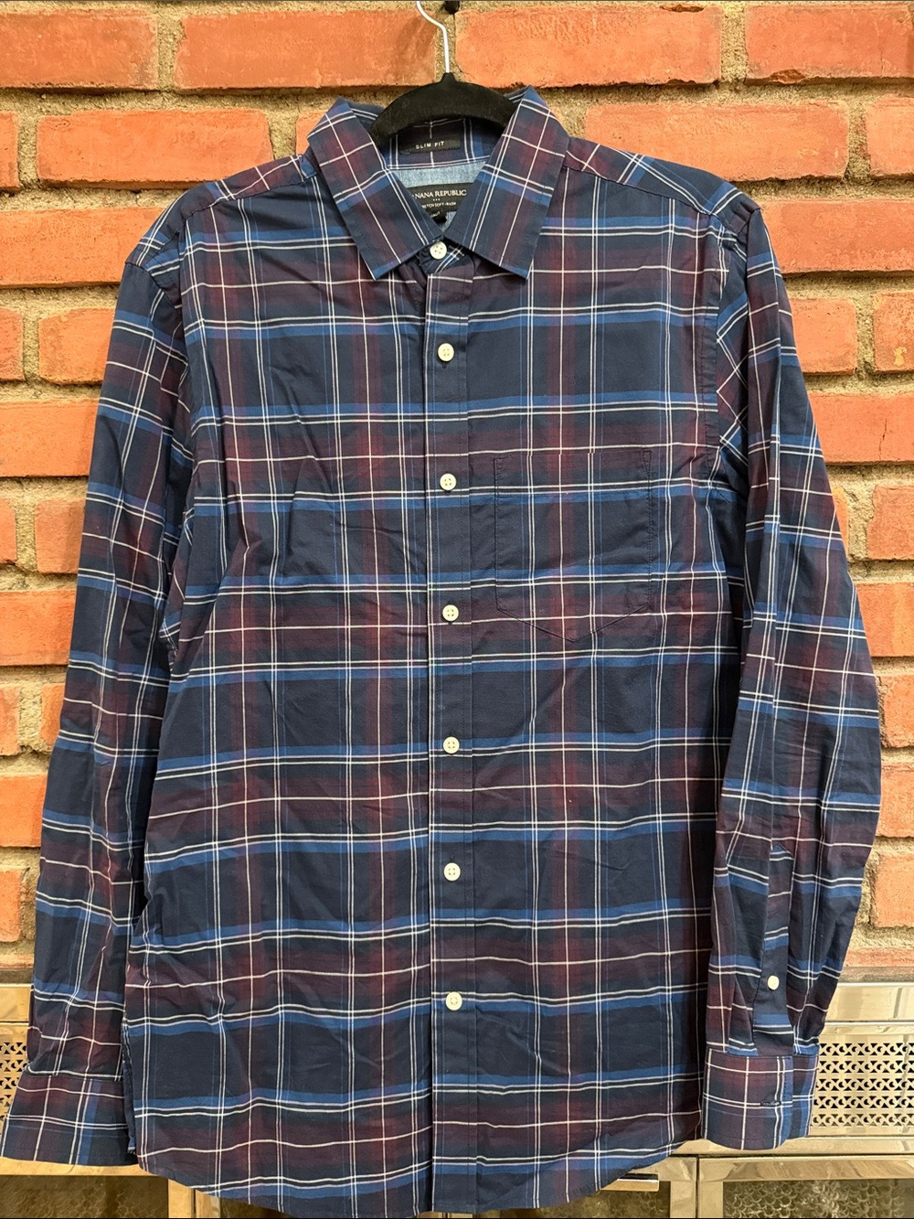 Banana Republic Men's Navy and Burgundy Plaid Button-Down Shirt